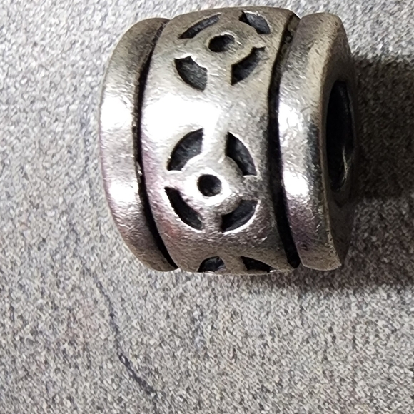 PANDORA Open Circle Pattern Sterling Silver Charm - Picture 2 of 6